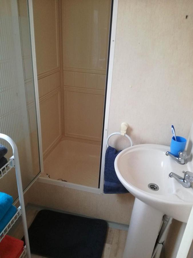 Mobilheim 16 A 17 - Vyrovicka Prehrada Vyr Hotell Vyrovice Exteriör bild